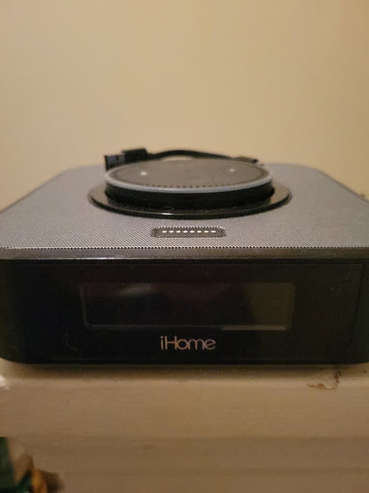Ihome clock with echo dot 1st Gen